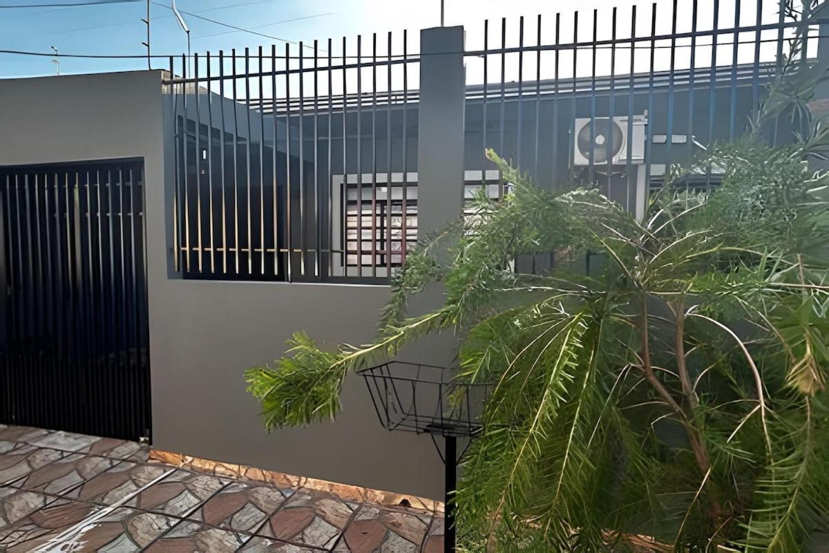 Casa Com Ar Condicionado Em Todos Os Quartos Villa Ourinhos Bagian luar foto